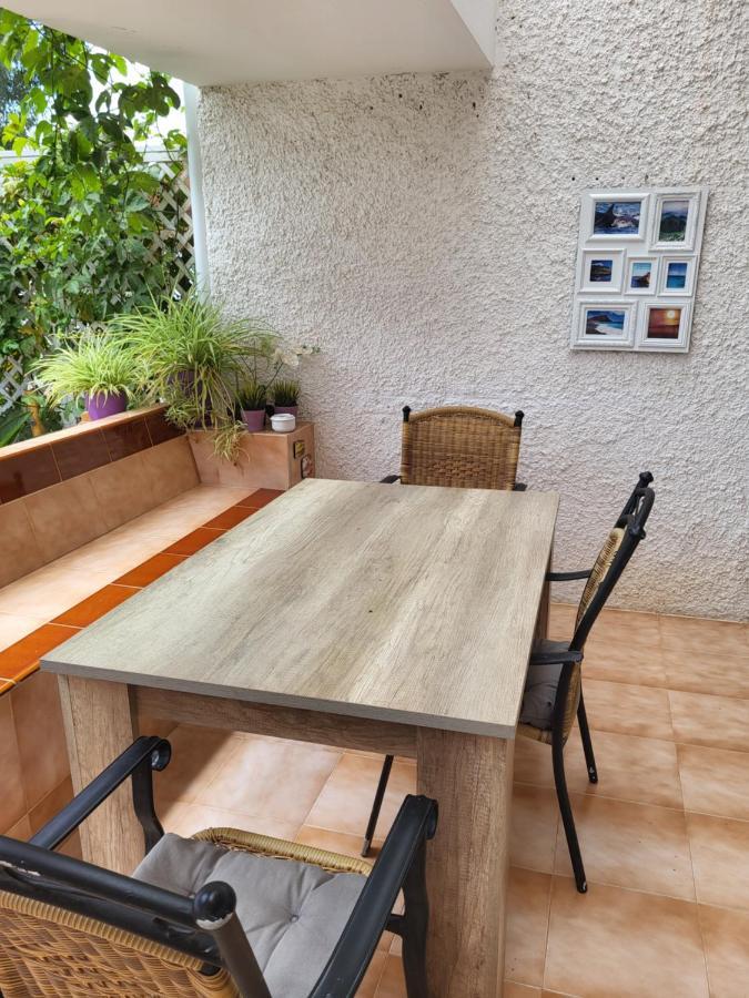 Studio With Garden Arona  Exteriör bild